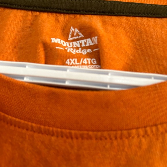 T-shirt - Picture 2 of 2